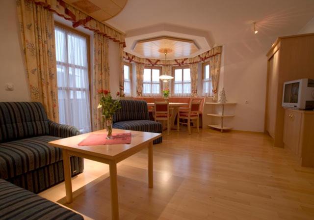 Ferienhaus Grubhof Saalbach-Hinterglemm Camera foto